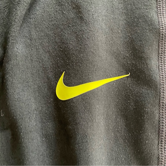 Nike Pro Dri-Fit Grey and Green Leggings Women’s Size Small - Picture 7 of 7